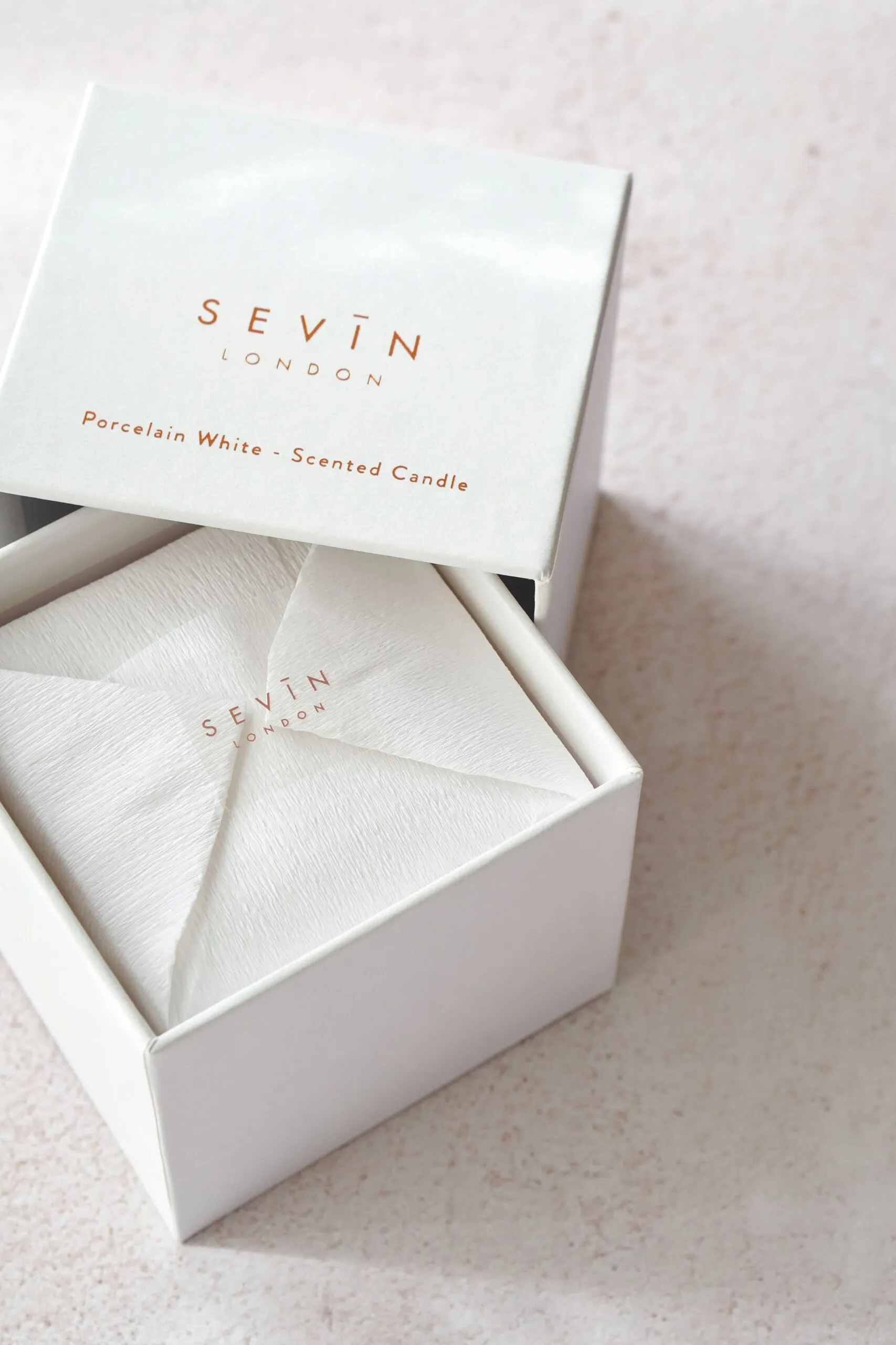 Sevin London Fresh Clay 陶土灰蠟燭 Small