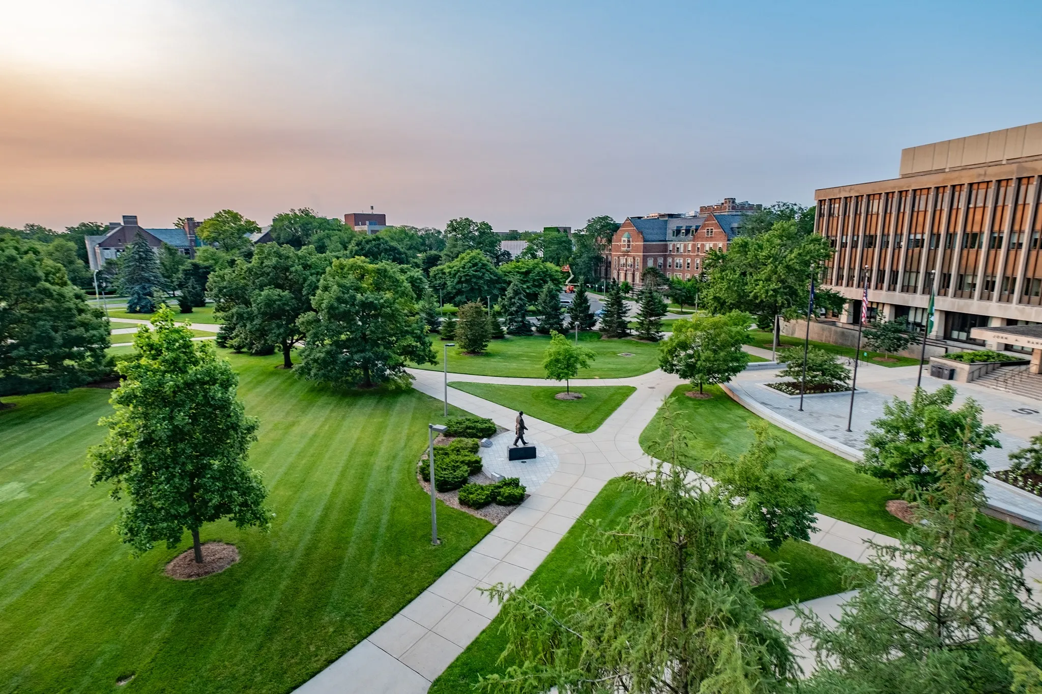 Michigan State University 密西根州立大學