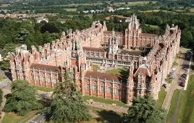 Royal Holloway, University of London 皇家哈洛威學院