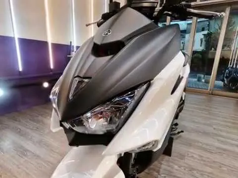 YAMAHA FORCE