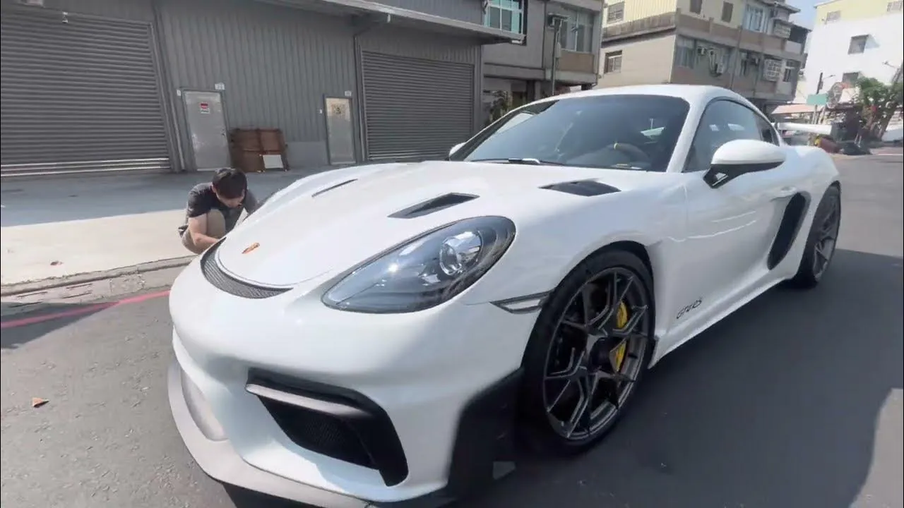 Porsche 718 Cayman GT4 RS - TPU車漆保護膜(犀牛皮) 全車包膜