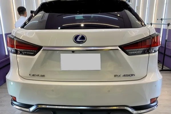 Lexus