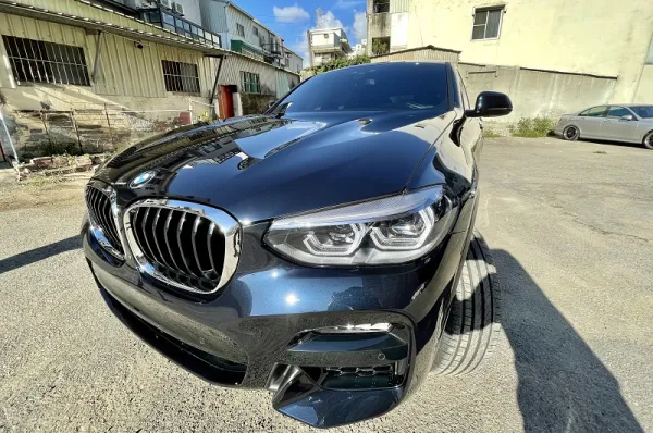 BMW